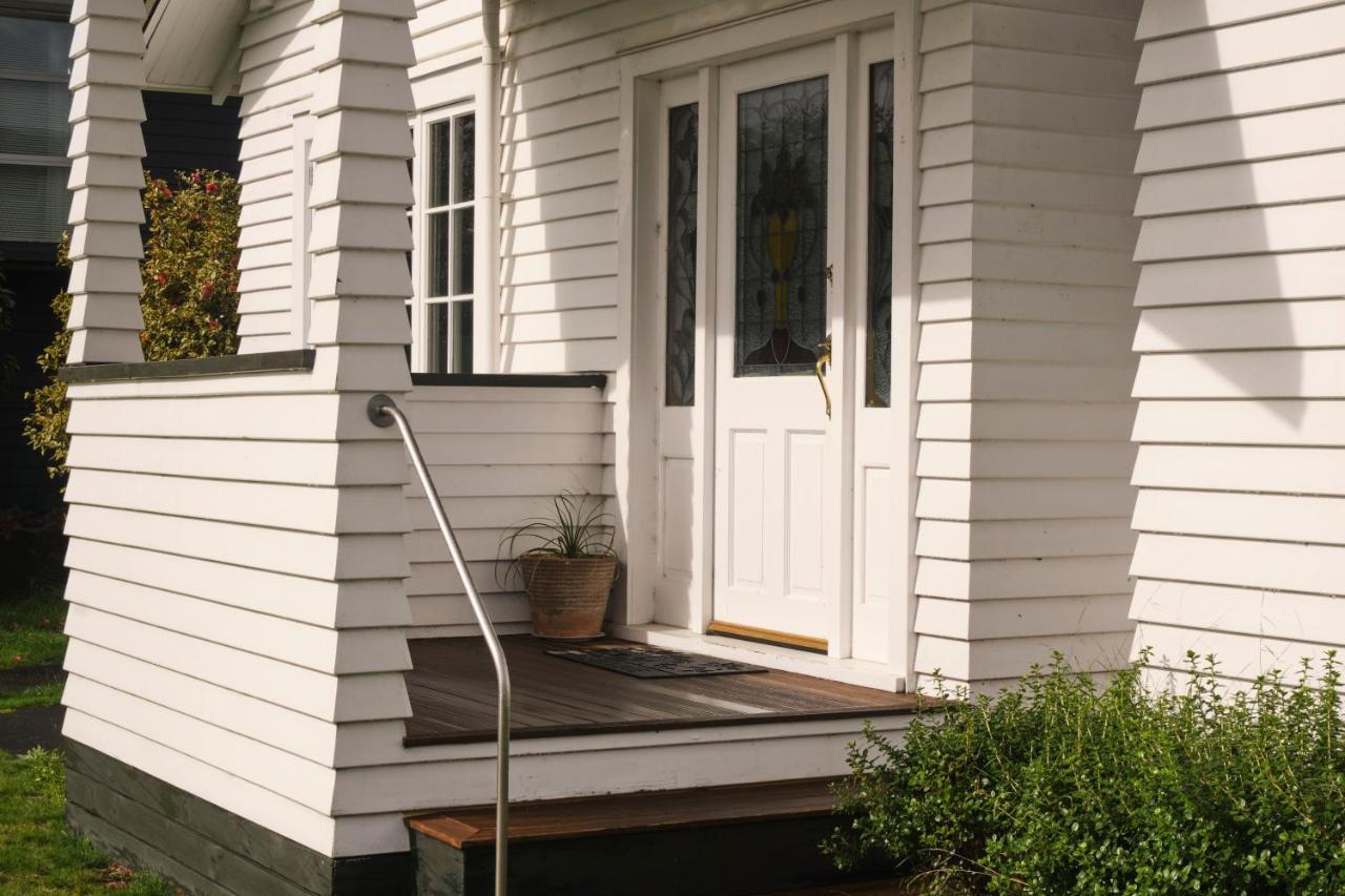 Victorian Designs - Spacious Home In Rotorua Central Eksteriør billede